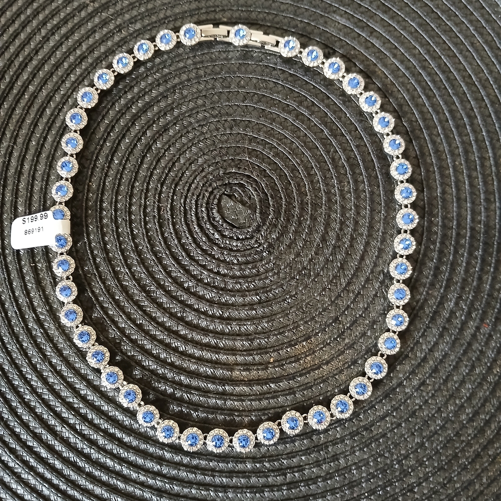 White Gold Rhodium Plated Stunning Swarovski Crystal Necklace